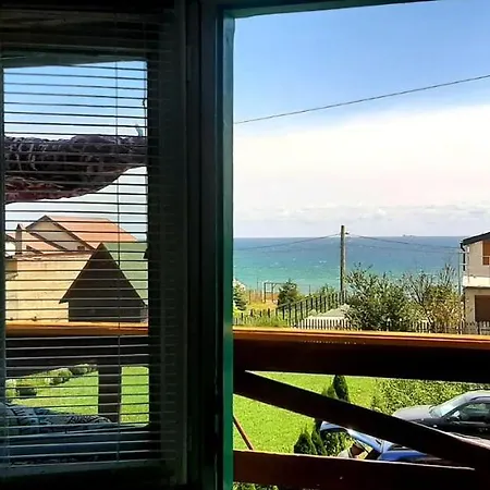 Pensiunea Sapte Pini Guest house 2 Mai