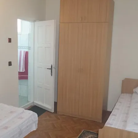 Pensiunea Sapte Pini Pensjonat 3*